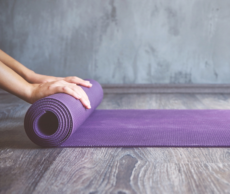 what to expect when you unroll your yoga mat at an all levels yoga class