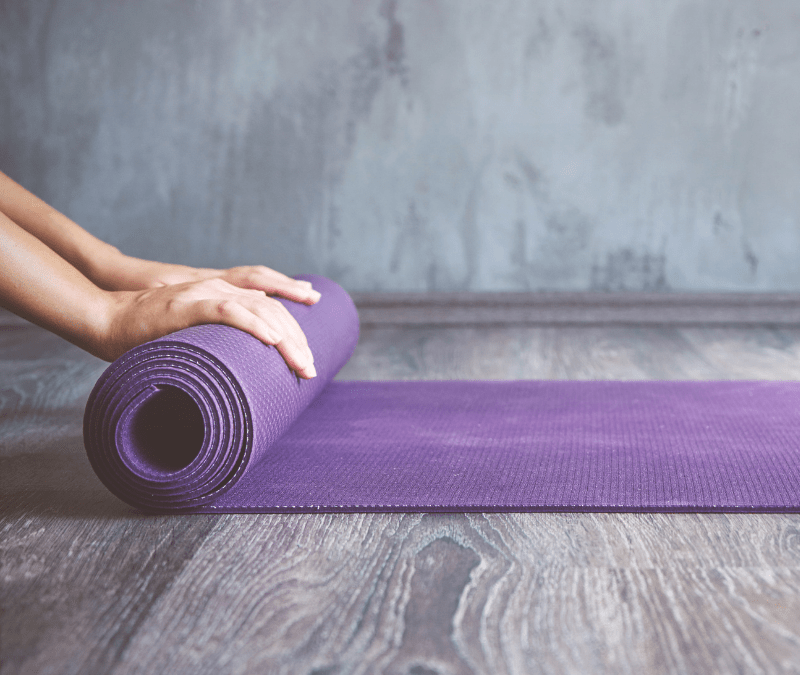 what to expect when you unroll your yoga mat at an all levels yoga class